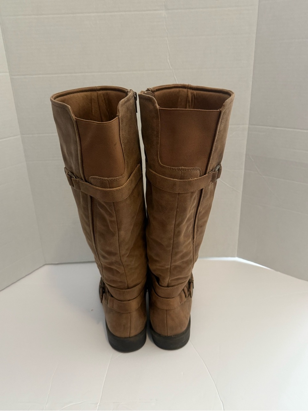 Denver Hayes Tan Knee-High Riding Boots - Picture 4 of 7